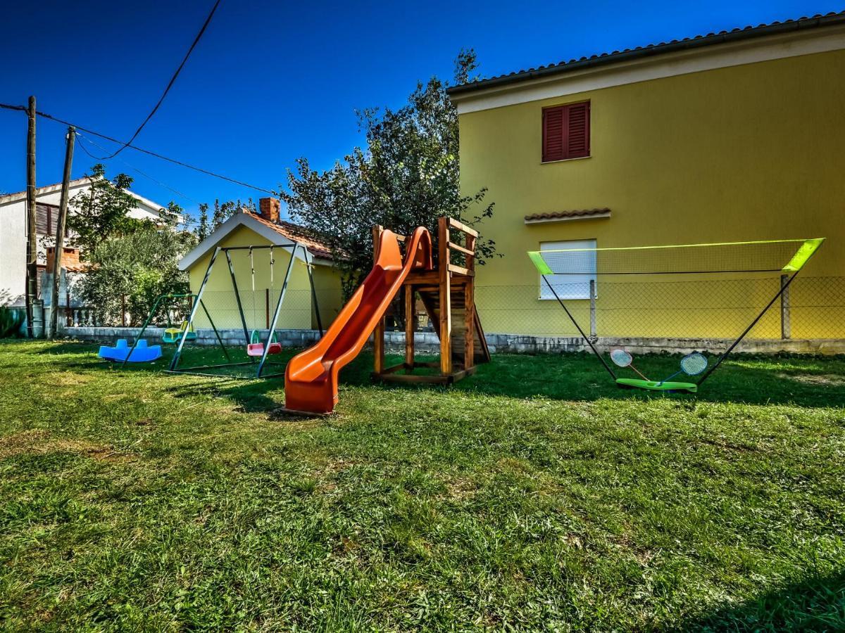 Cozy Holiday Home In Krusevo With Garden Extérieur photo